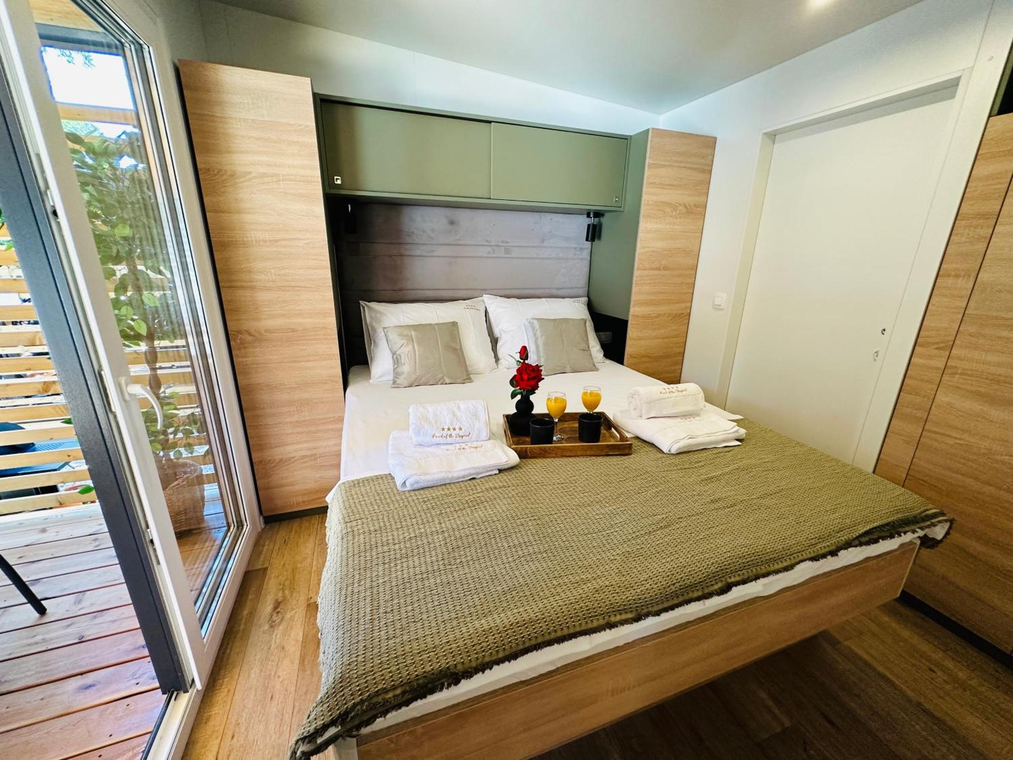 Pearl Of The Biograd Hotel Biograd Na Moru Bagian luar foto