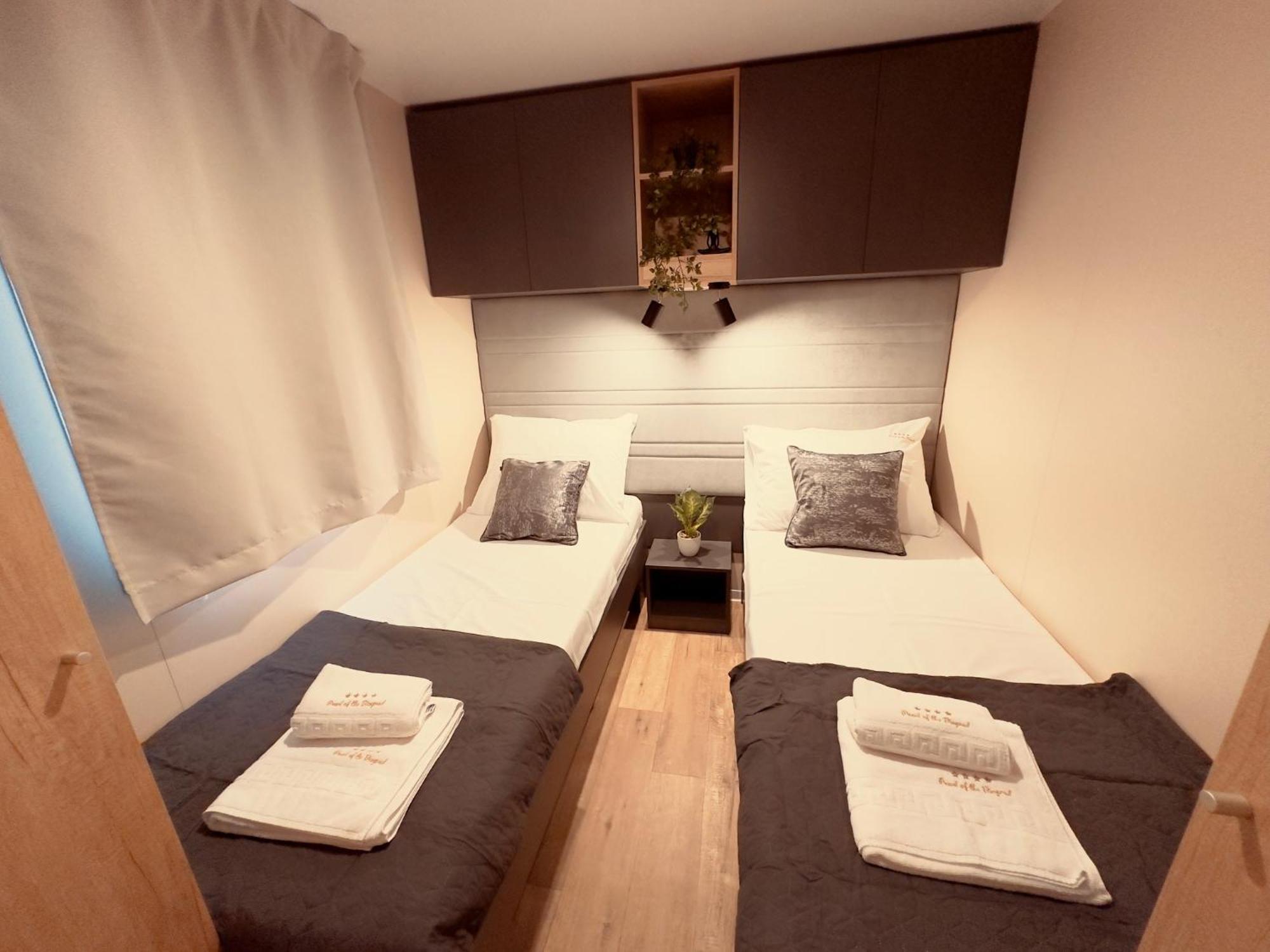 Pearl Of The Biograd Hotel Biograd Na Moru Bagian luar foto
